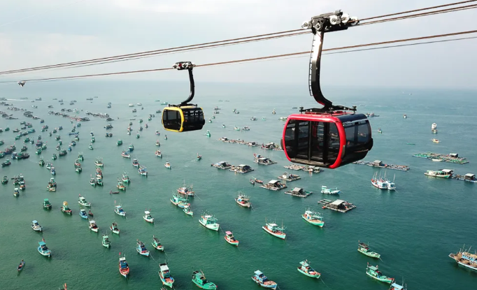 Ride the Hon Thom Cable Car